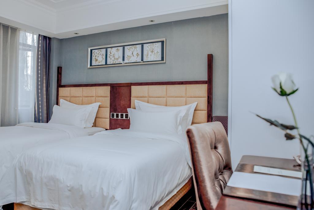 Chengdu Theme Hotel Стая снимка