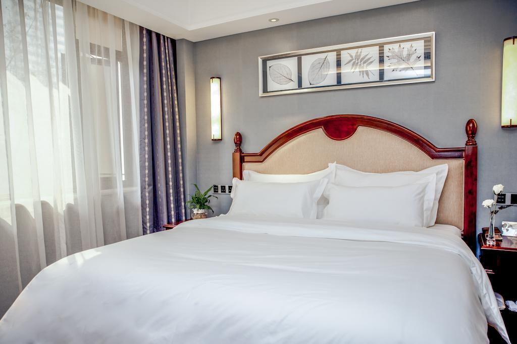 Chengdu Theme Hotel Стая снимка